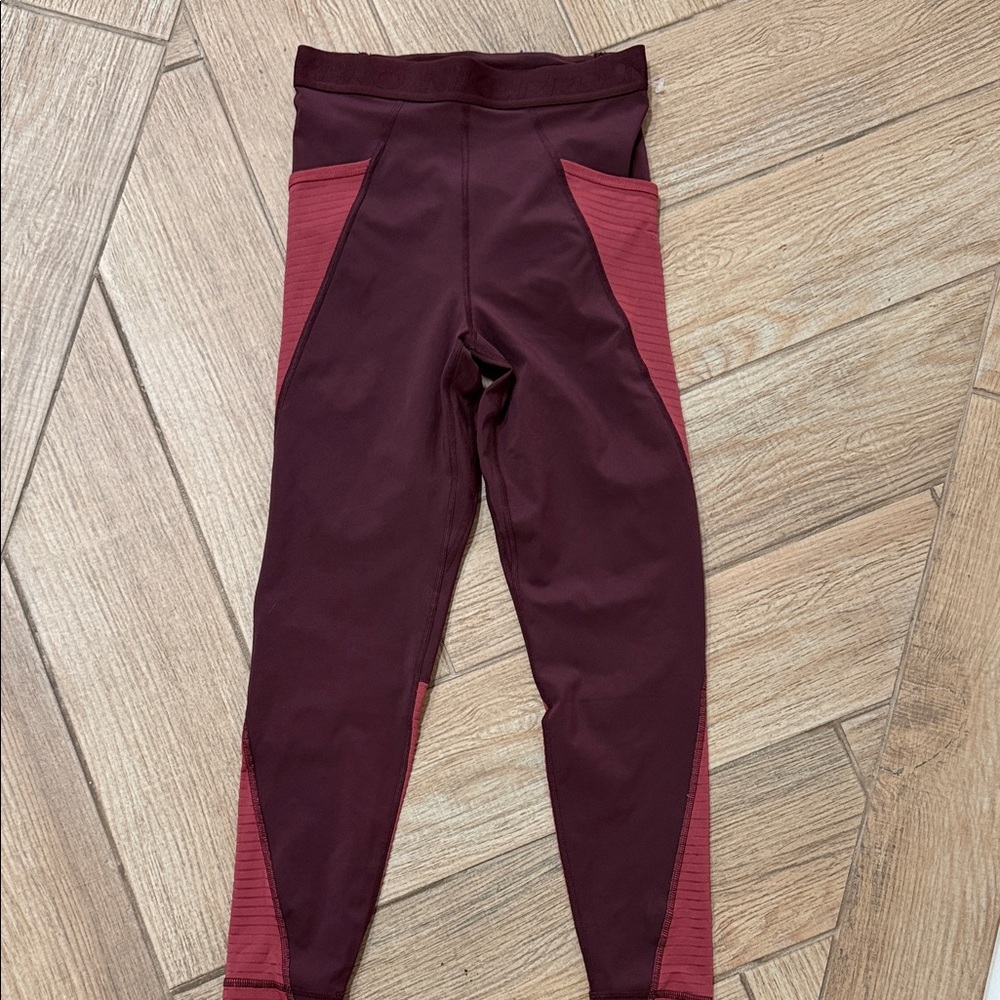 Women’s Nike Pro Small Legging